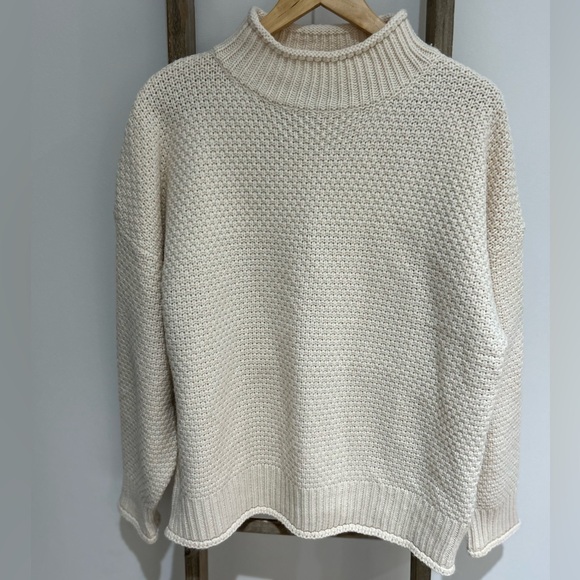 Zesica Sweaters - Zesica Mock Neck Oversized Knit Sweater Beige Long Sleeve Women’s Size XL